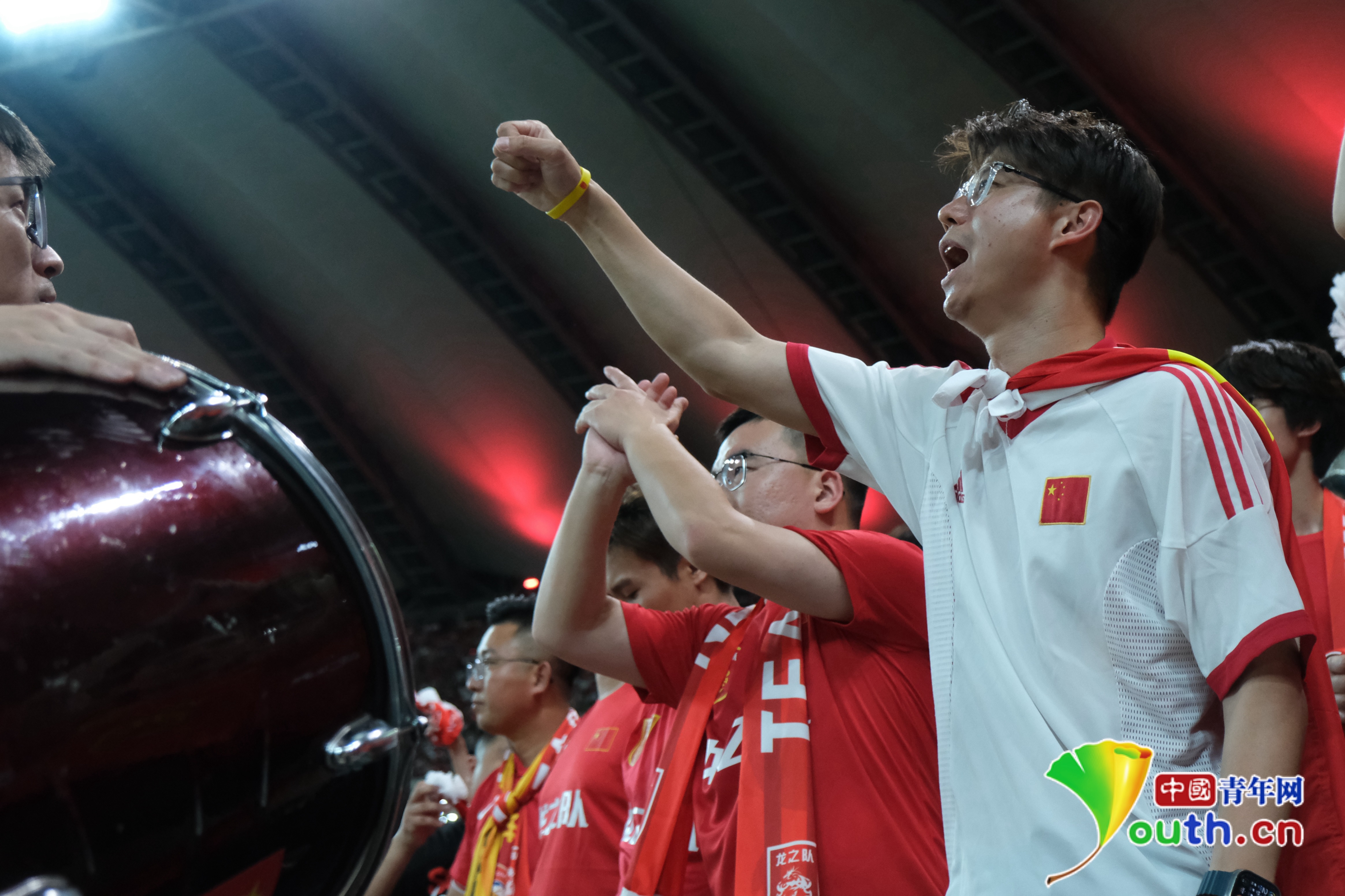 米兰体育官网-大国体育：足球赛事为粉丝点燃热情的简单介绍