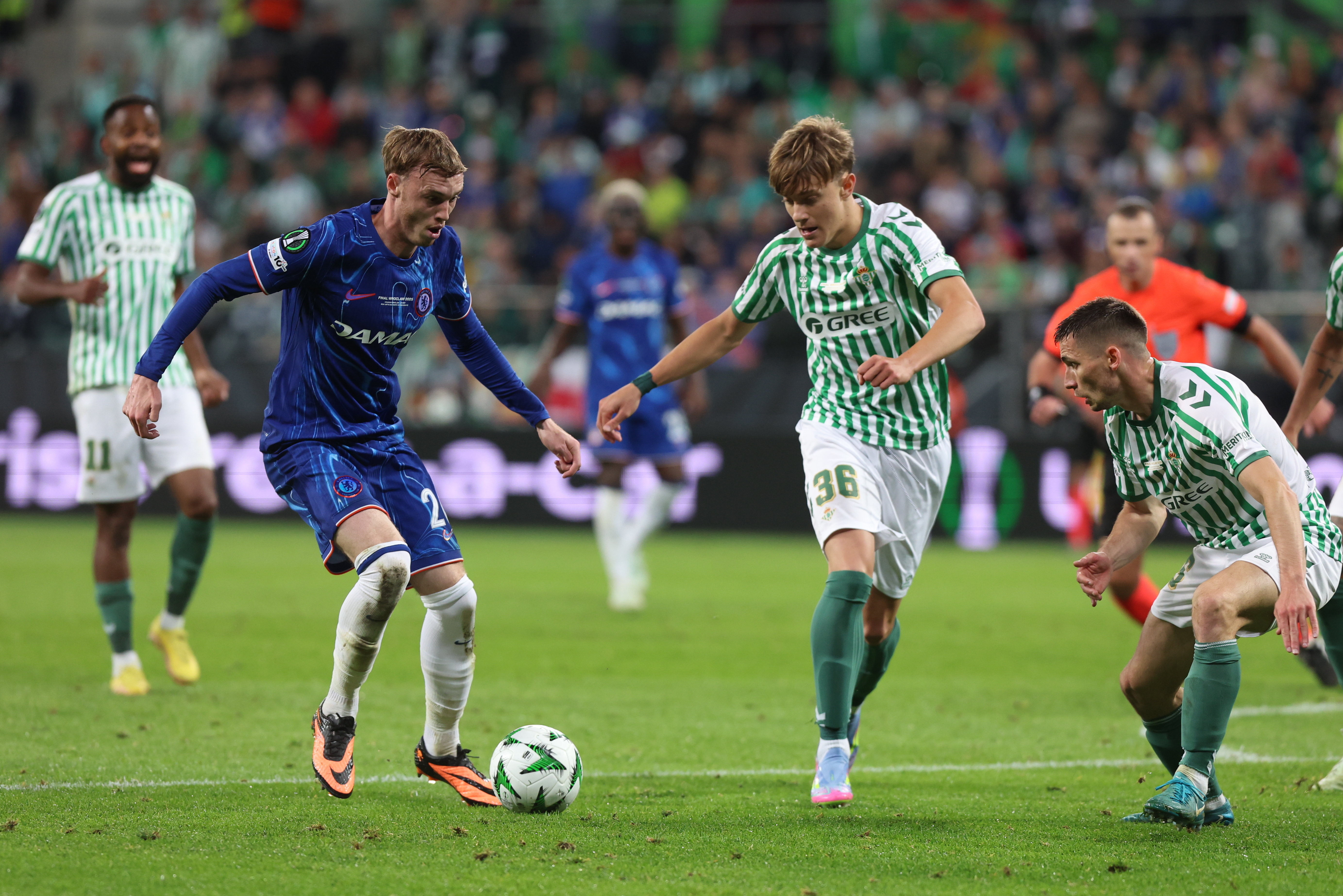 ac米兰-欧洲联赛新赛季球队换帅备战迎战的简单介绍