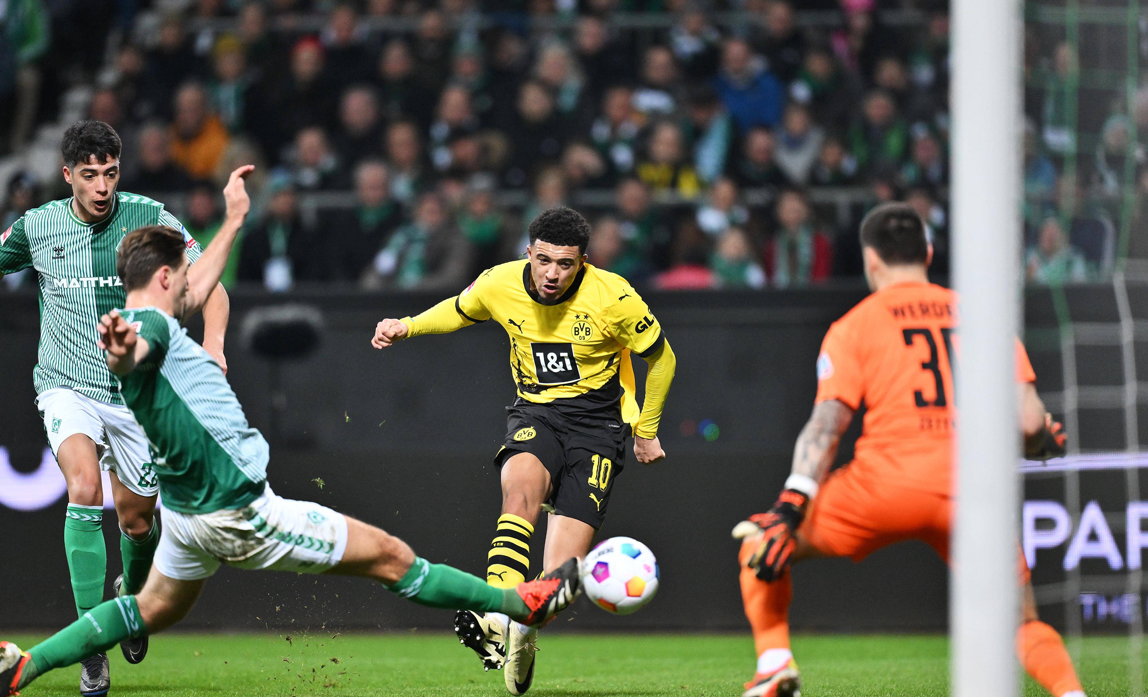 ac米兰体育官网-关于多特蒙德客场挑战不莱梅，备受瞩目的对决的信息