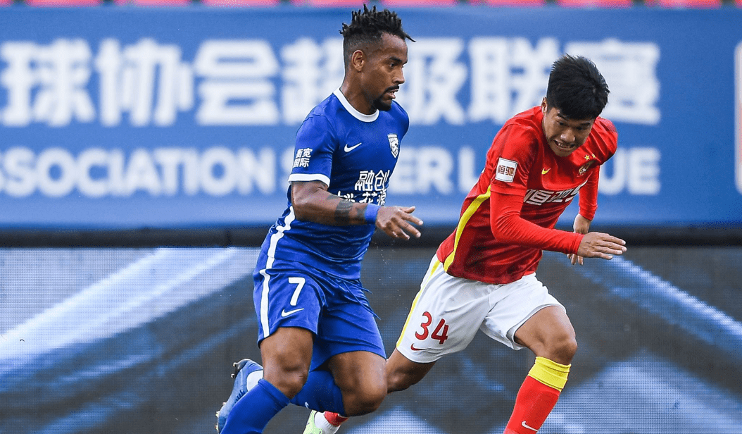 列支敦士登大胜梦幻开局，独占榜首